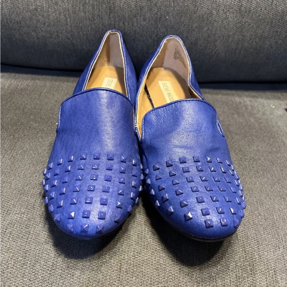Steve Madden Blue Leather Studded Loafers Size 7 M 296